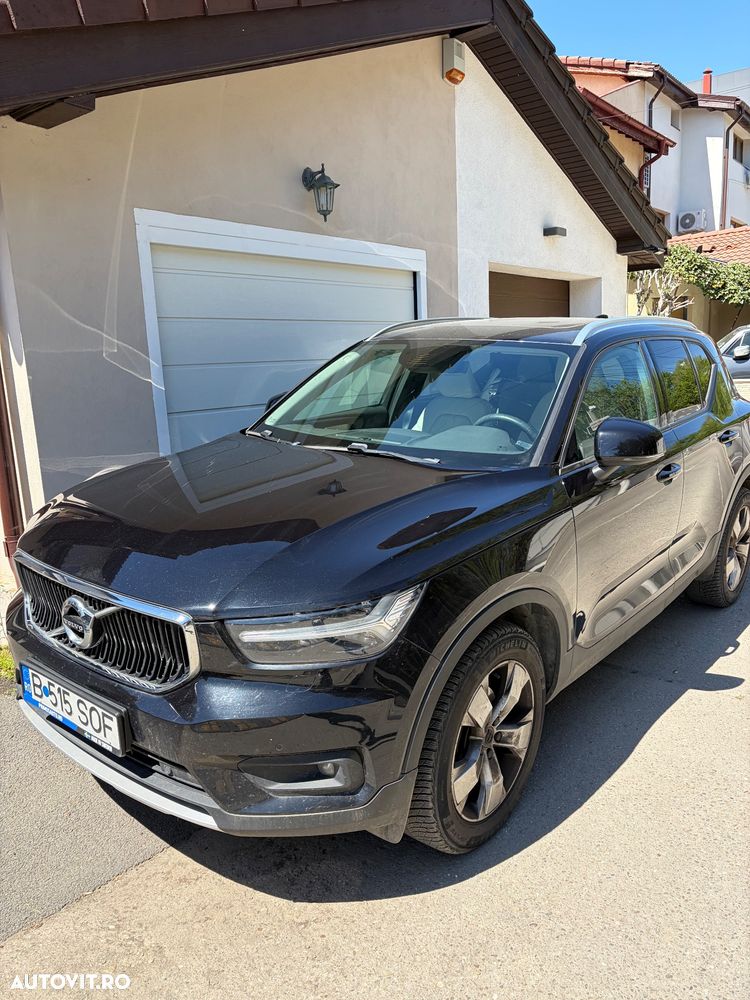 Volvo XC 40 T3 AT8 Momentum Pro - 6