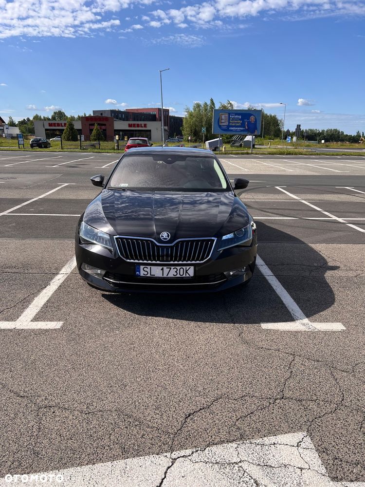 Skoda Superb 2.0 TDI 4x4 L&K DSG - 3