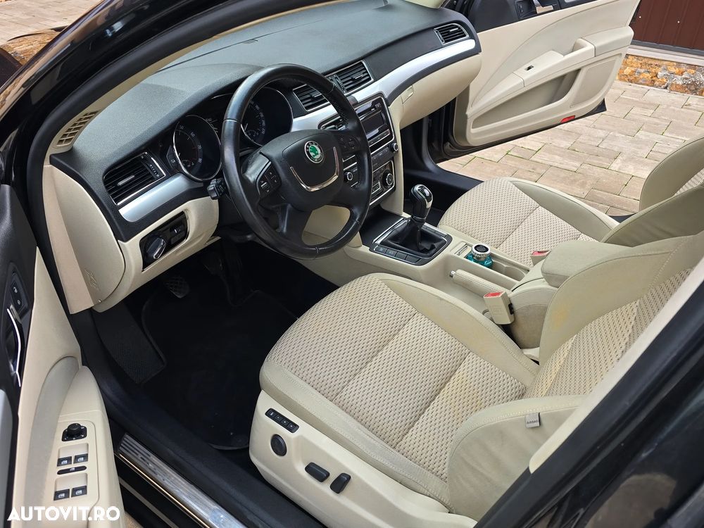 Skoda Superb 1.8 TSI Exclusive - 7