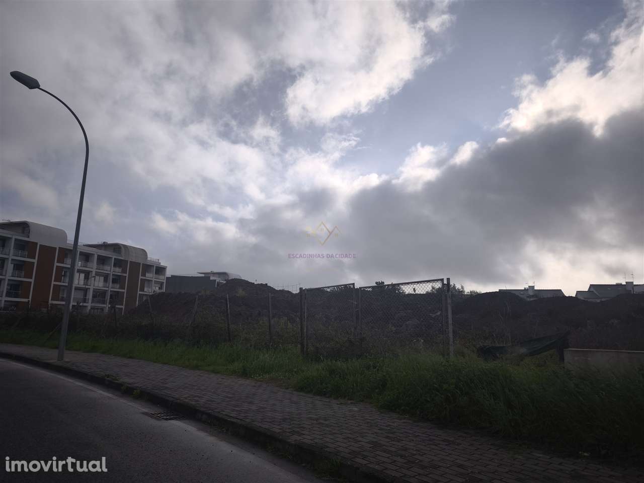 Oportunidade Única de Investimento – Lote para Equipamento no Alto da - Grande imagem: 3/9