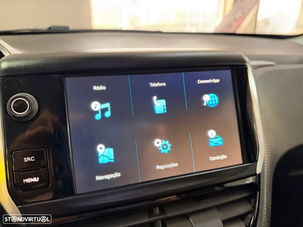 Peugeot 2008 1.2 PureTech Style - 30