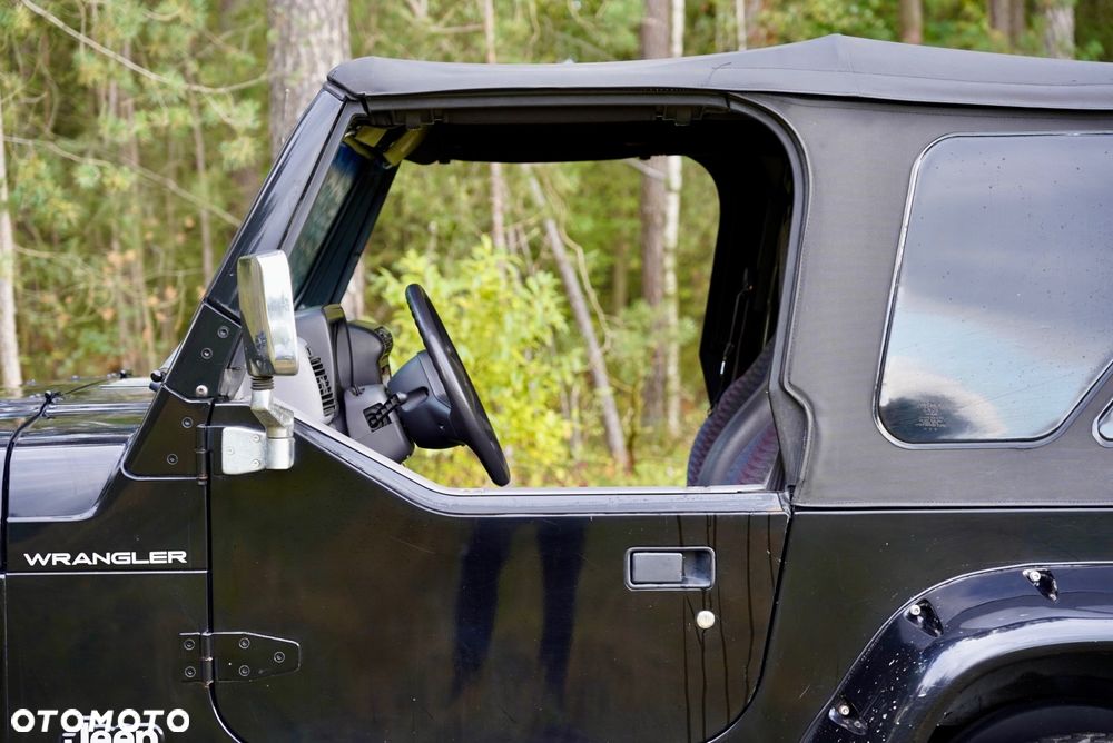 Jeep Wrangler 2.5 Sport - 20