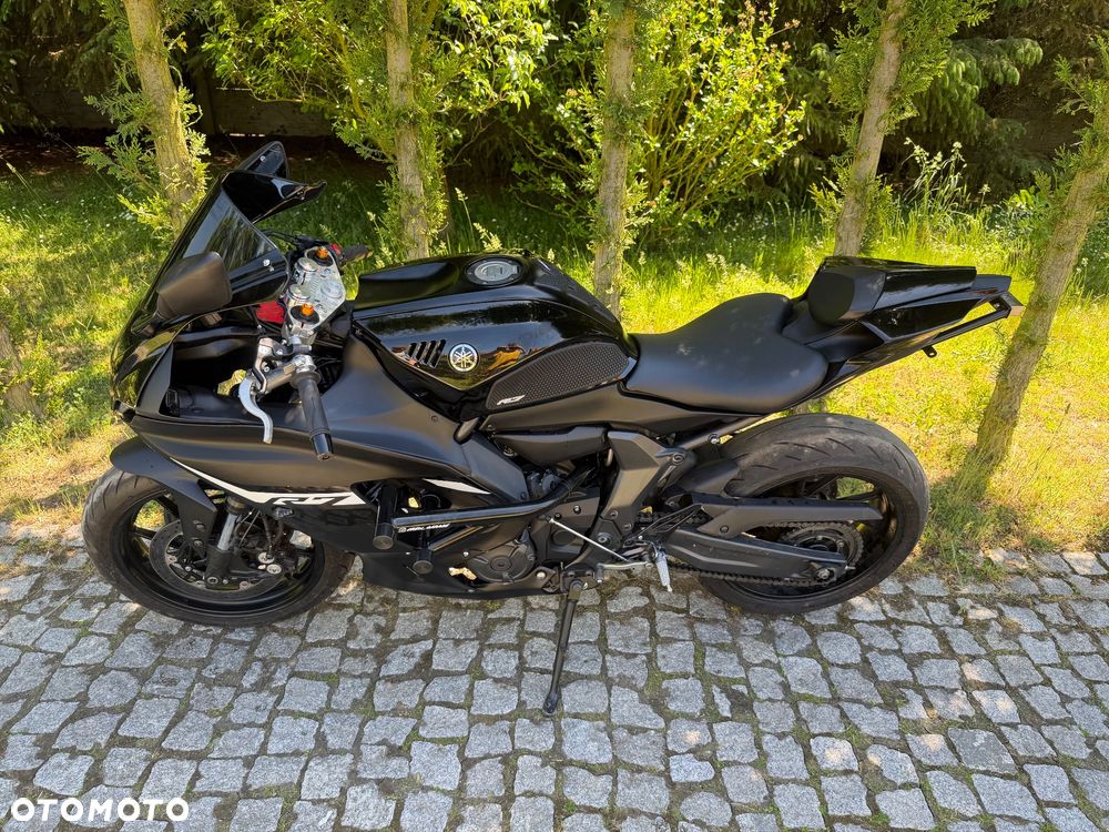 Yamaha R7 - 26