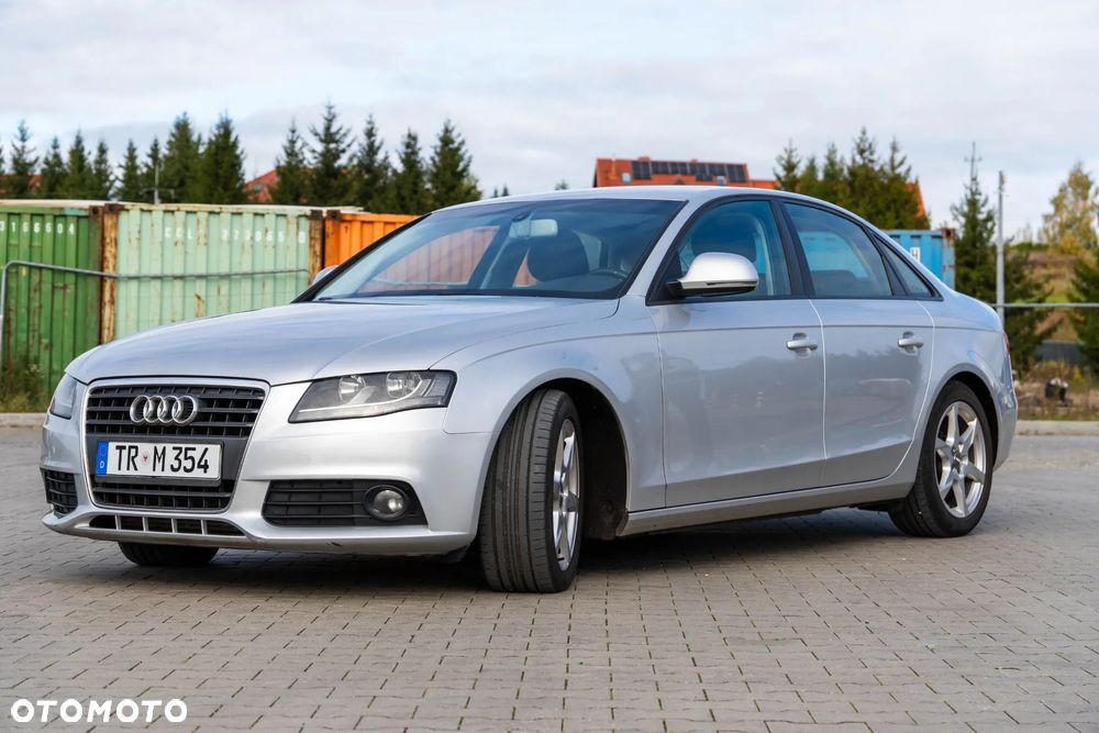 Audi A4 - 1