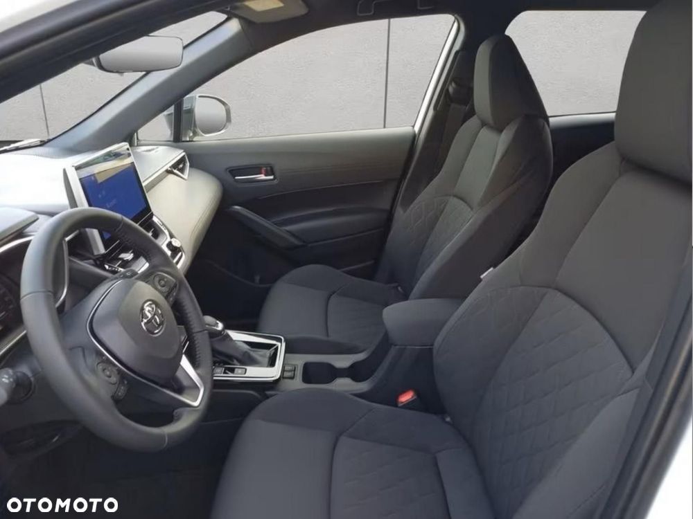 Toyota Corolla Cross - 9