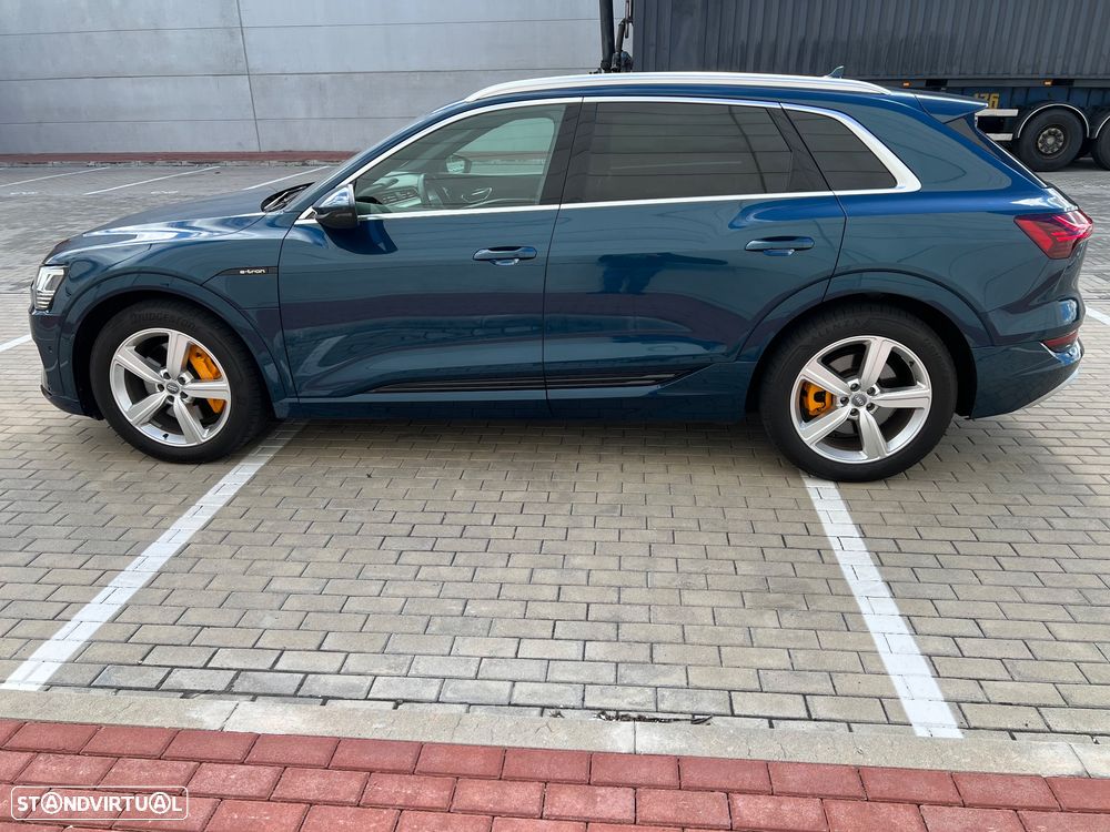 Audi e-tron 50 quattro S line - 2
