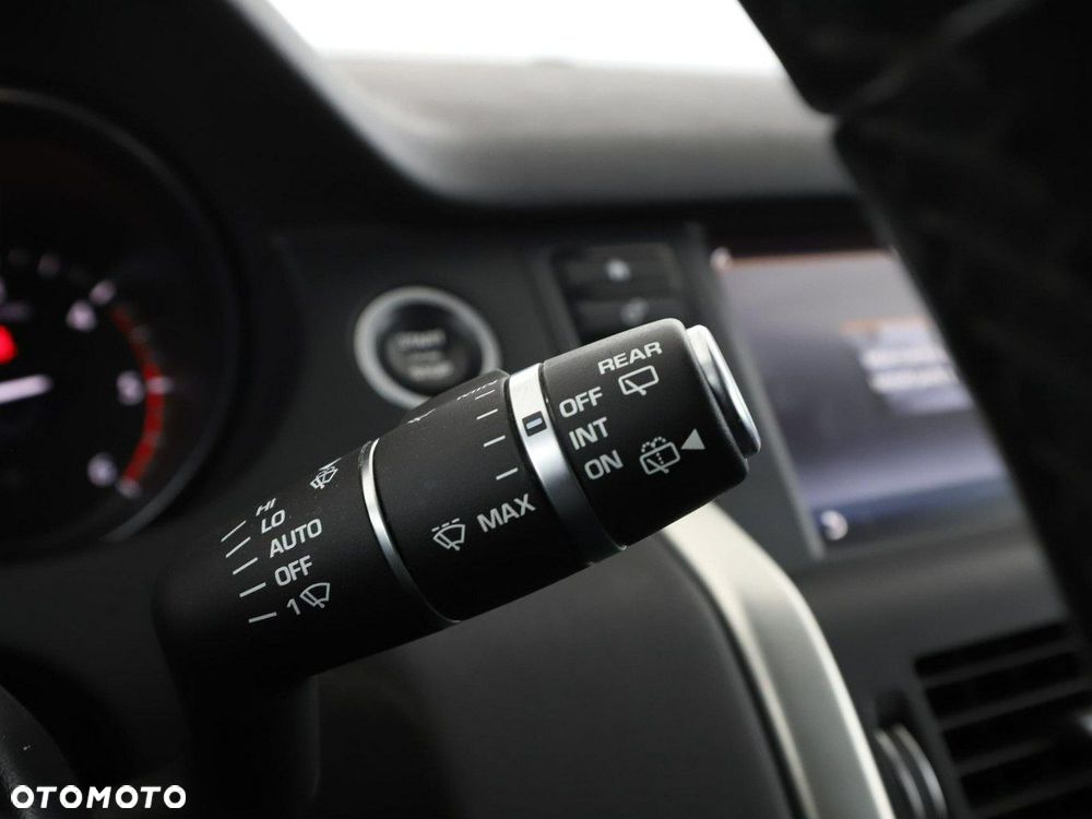 Land Rover Discovery Sport 2.0 TD4 Pure - 32