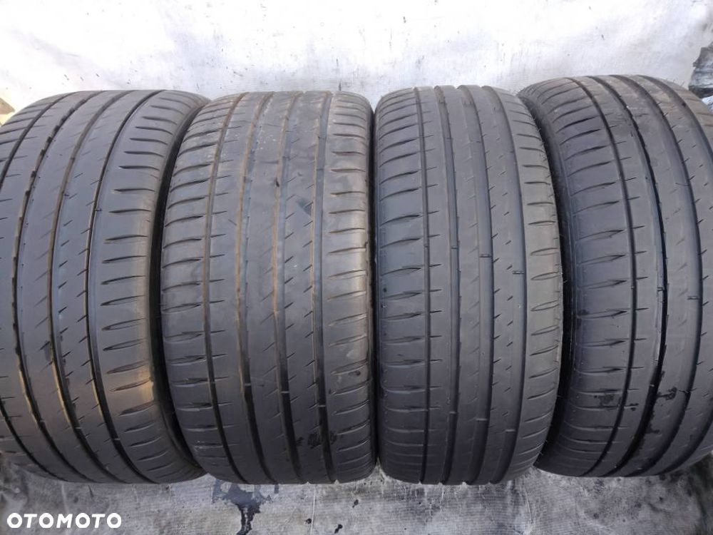 Michelin Pilot Sport 4 275/40 ZR19 105Y 245/45 ZR19 102Y 2025 7-7.5mm - 1