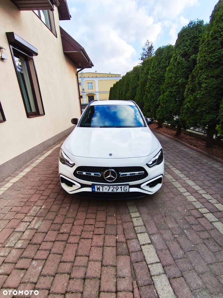 Mercedes-Benz GLA 200 AMG Line - 10