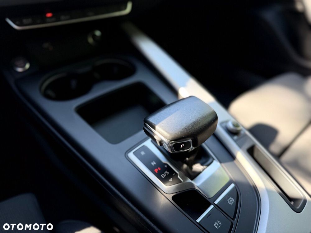 Audi A4 Limousine 35 TFSI mHEV S Line S tronic - 21