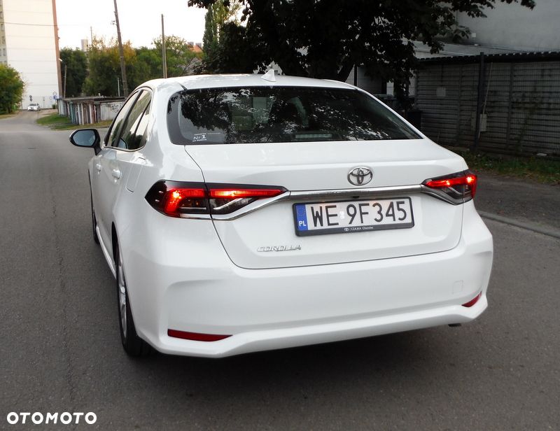 Toyota Corolla 1.5 Comfort - 11
