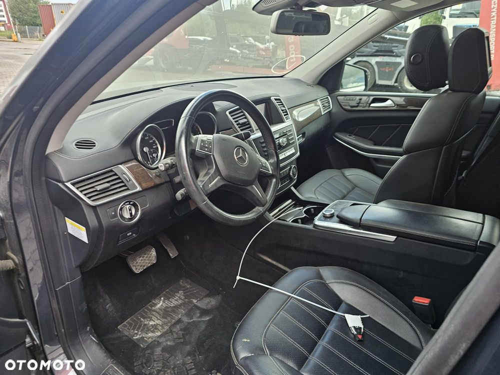 Mercedes-Benz GL - 9