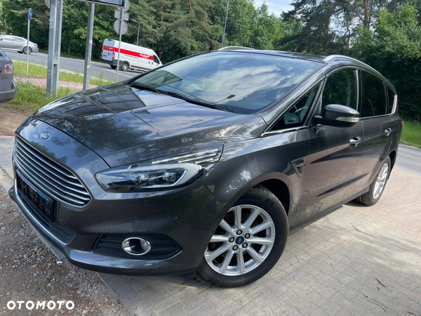 Ford S-Max