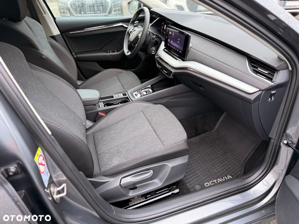 Skoda Octavia 2.0 TSI 4x4 Style DSG - 9