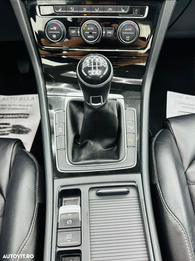 Volkswagen Golf 1.6 TDI DPF BMT Highline - 25