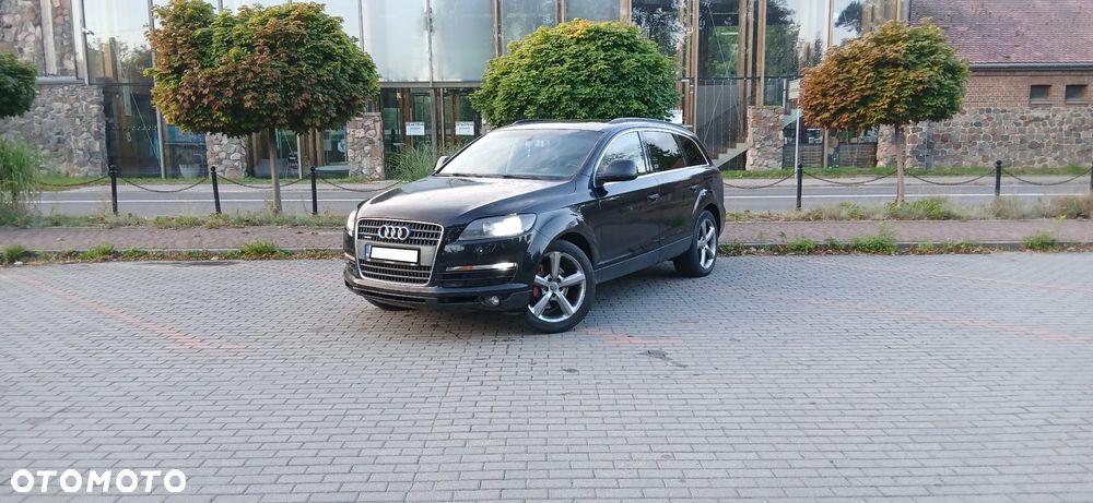 Audi Q7 - 2