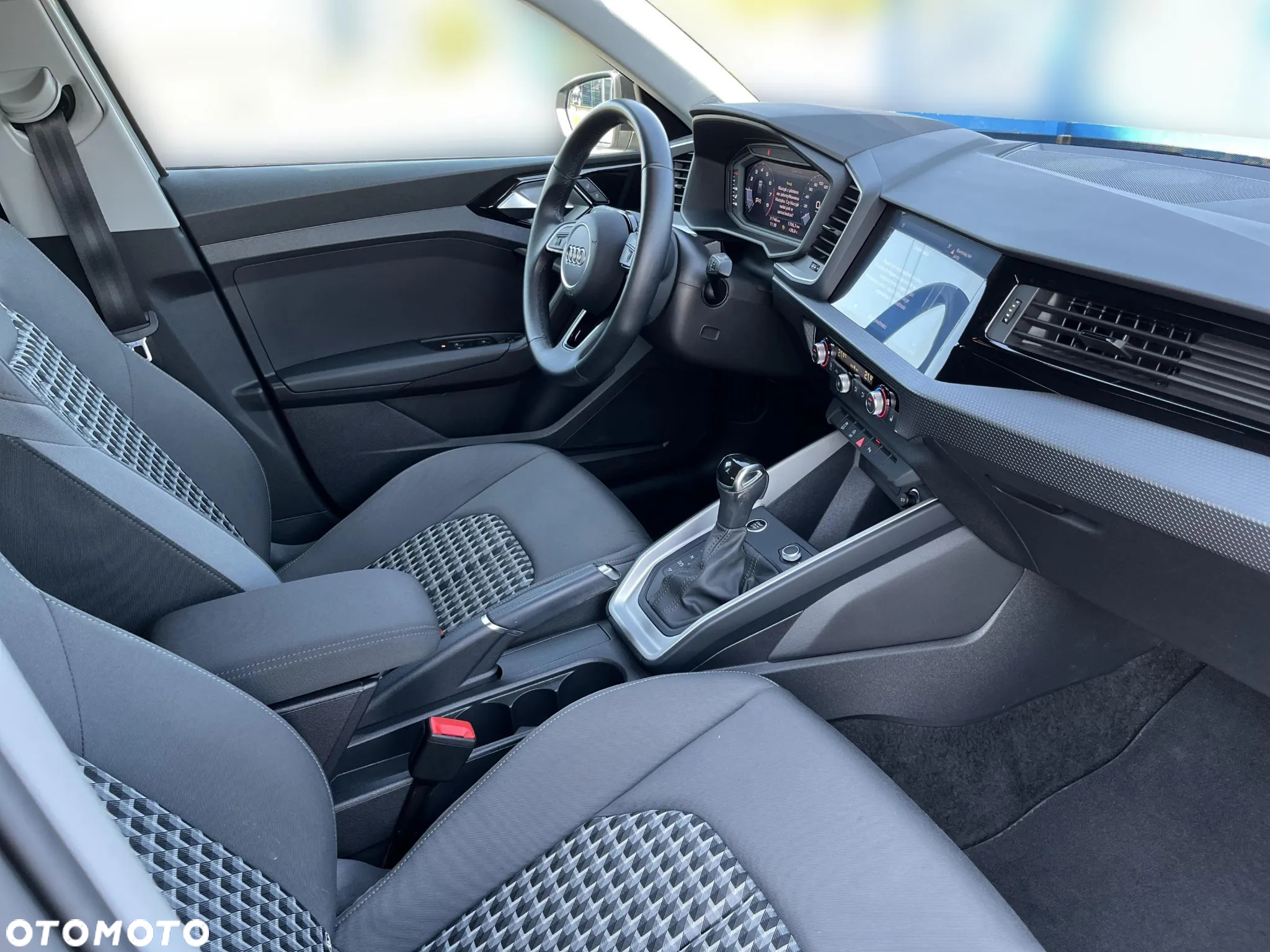 Audi A1 30 TFSI Advanced S tronic - 12
