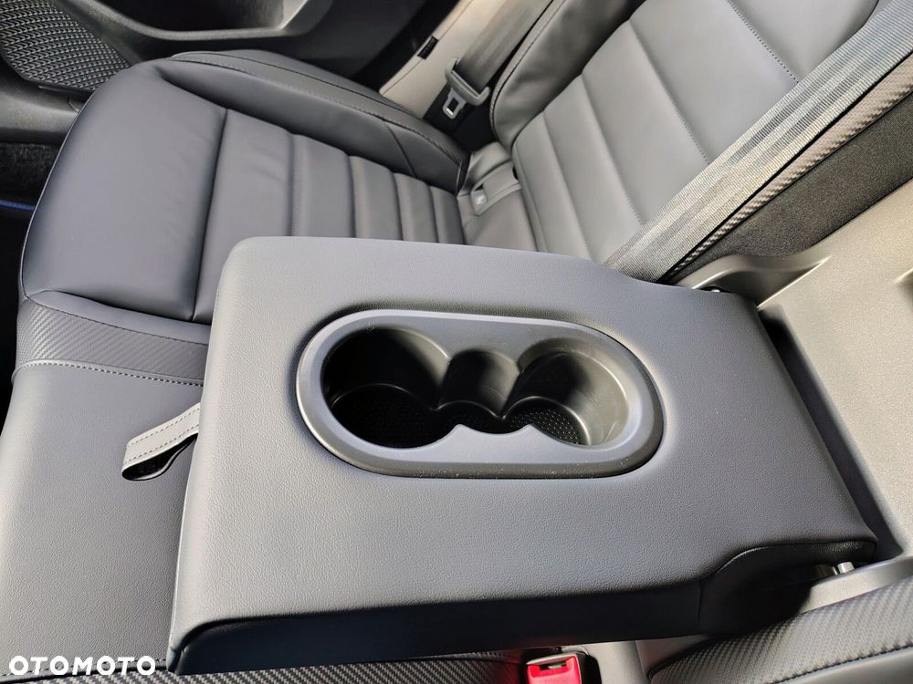 Volkswagen Golf - 29