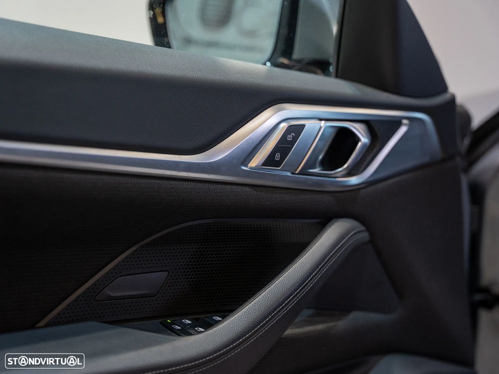 BMW i4 eDrive40 - 19