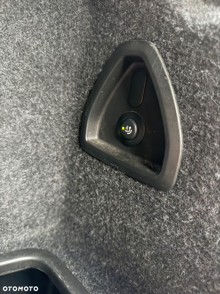 BMW Seria 5 520d xDrive Sport Line - 19