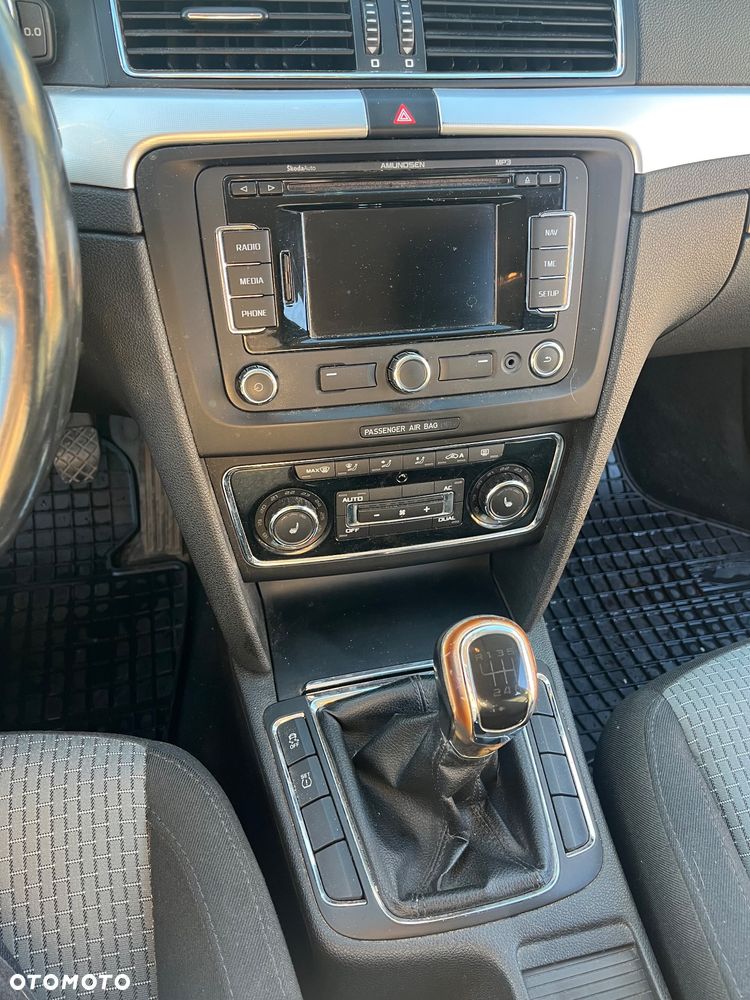 Skoda Superb 2.0 TDI Comfort - 4