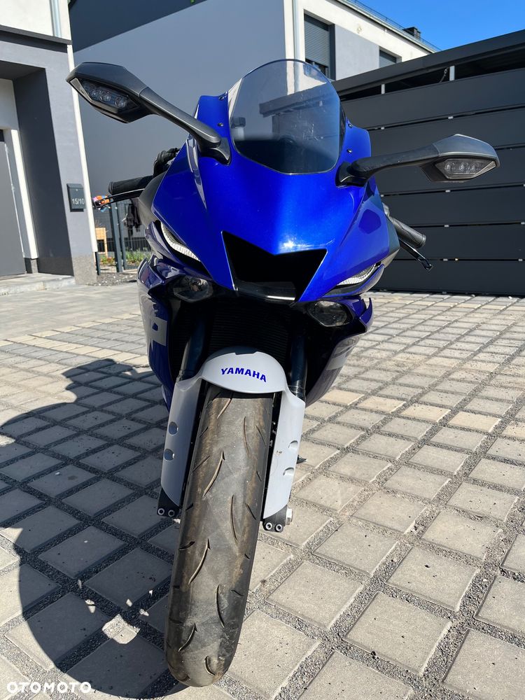 Yamaha R6 - 4