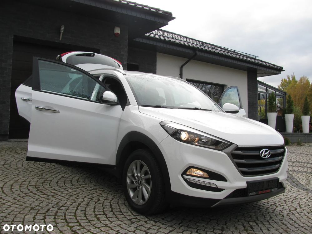 Hyundai Tucson 1.6 GDI BlueDrive Style 2WD - 10