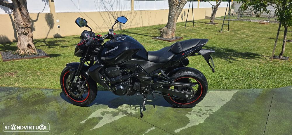 Kawasaki Z - 8