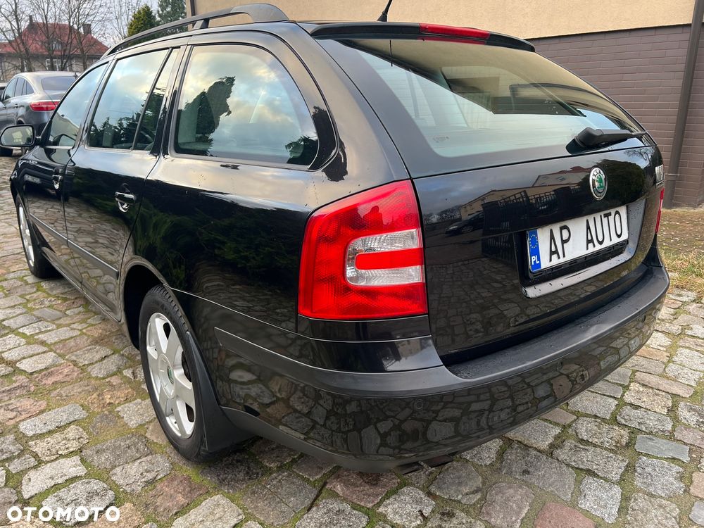 Skoda Octavia 2.0 FSI Automatik Ambiente - 3