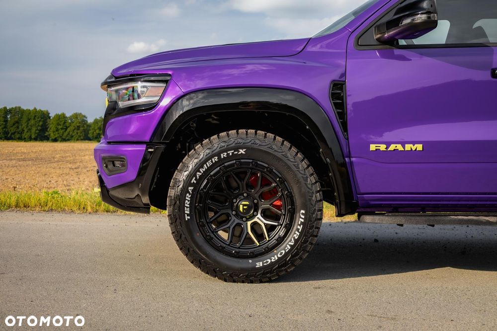 RAM 1500 5.7 Crew Cab Bighorn - 18