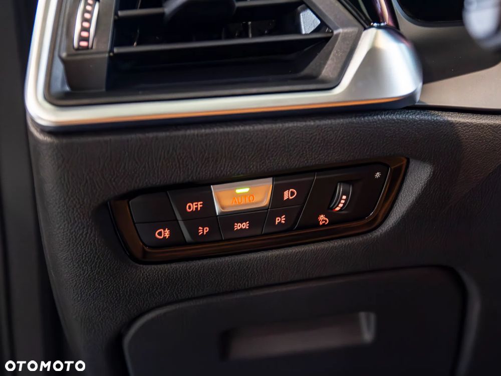 BMW Seria 2 M240i xDrive - 24