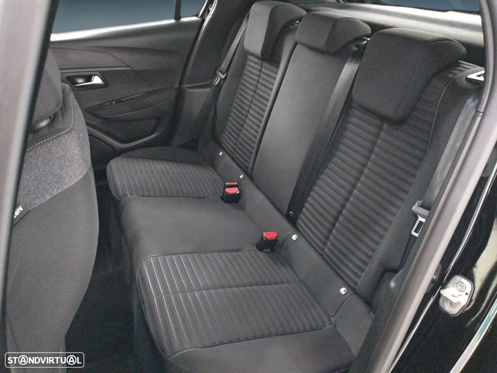 Peugeot 208 1.2 PureTech Active - 12