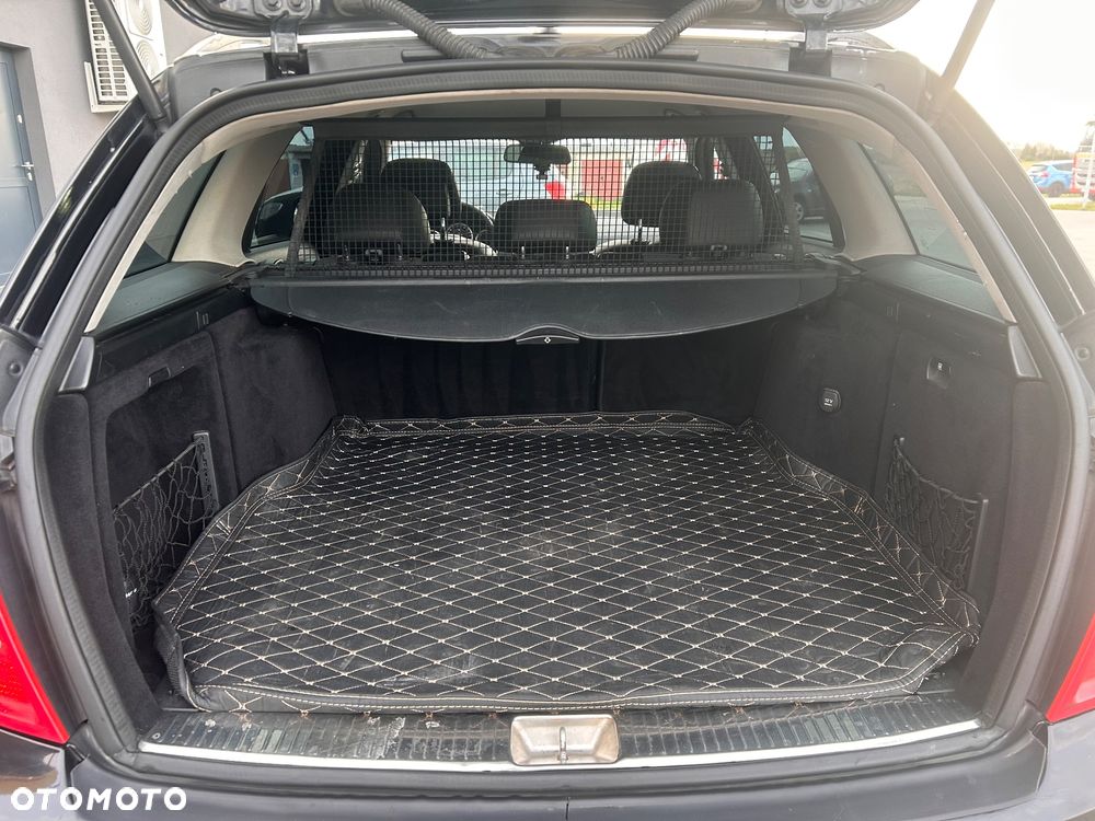 Mercedes-Benz Klasa C 200 CDI DPF Automatik BlueEFFICIENCY Avantgarde - 7