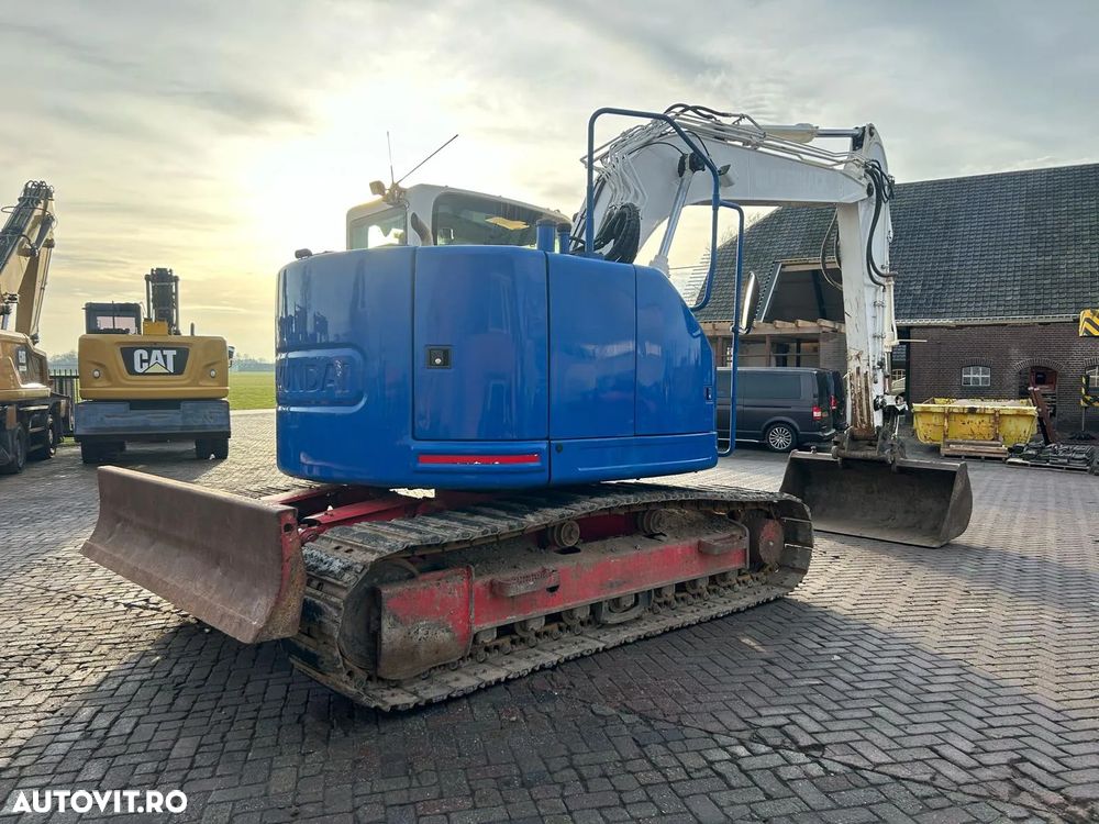 Hyundai Robex R145LC-9a excavator pe senile.15t compact - 2