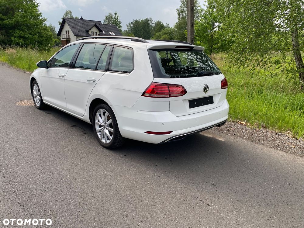 Volkswagen Golf 1.5 TSI BMT Evo Comfortline - 5