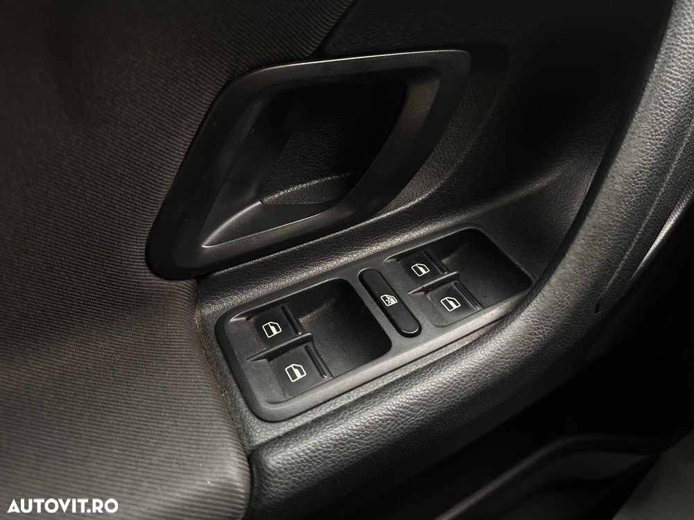 Skoda Fabia - 11