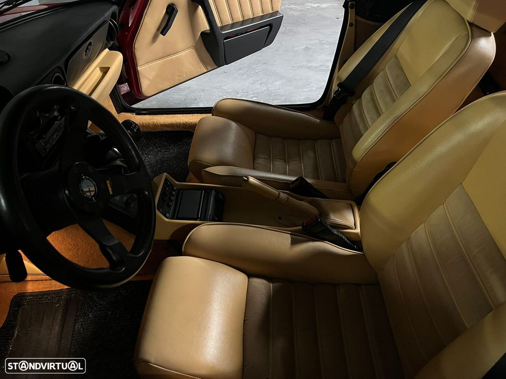 Alfa Romeo Spider 2.0 - 6