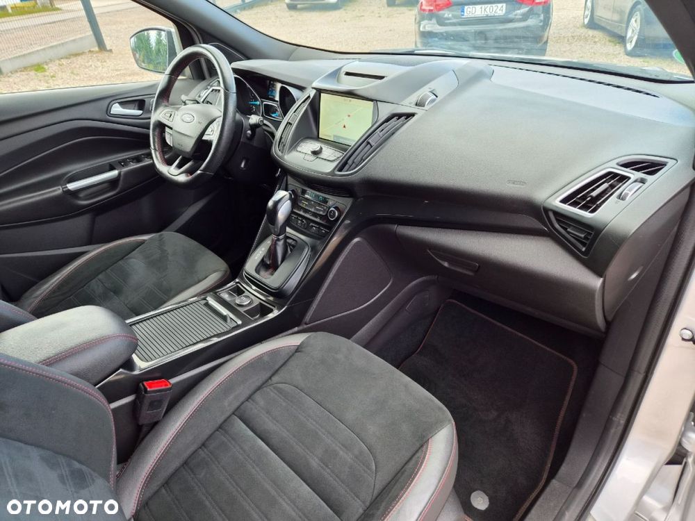 Ford Kuga 2.0 TDCi AWD ST-Line - 26