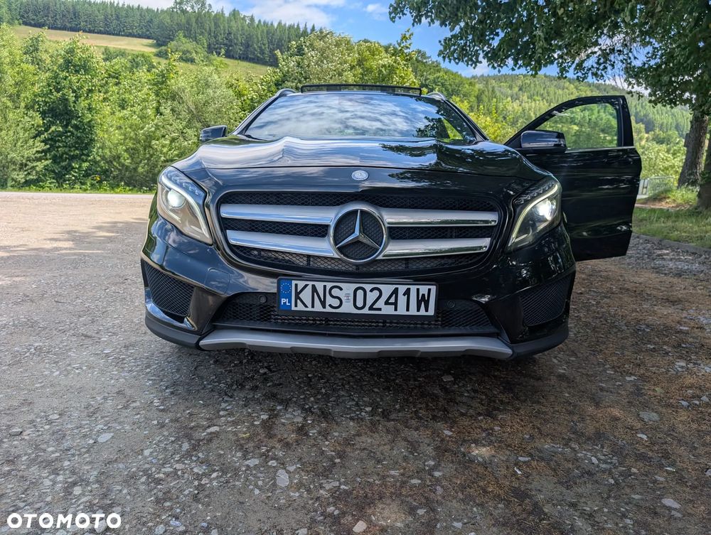 Mercedes-Benz GLA 180 d 7G-DCT AMG Line - 10