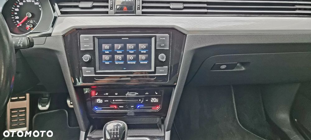 Volkswagen Passat 2.0 TDI EVO Business - 4