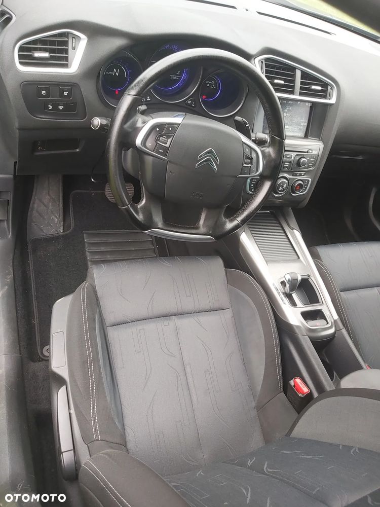 Citroën C4 e-HDi 115 ETG6 Exclusive - 19