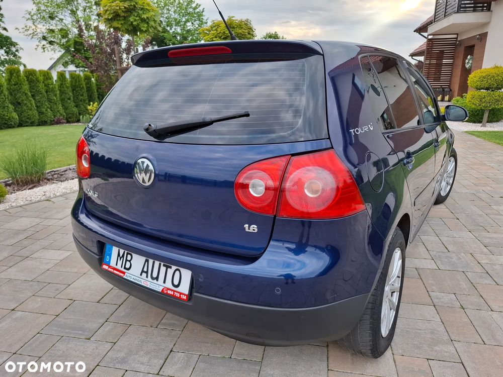 Volkswagen Golf 1.6 Tour Edition - 18
