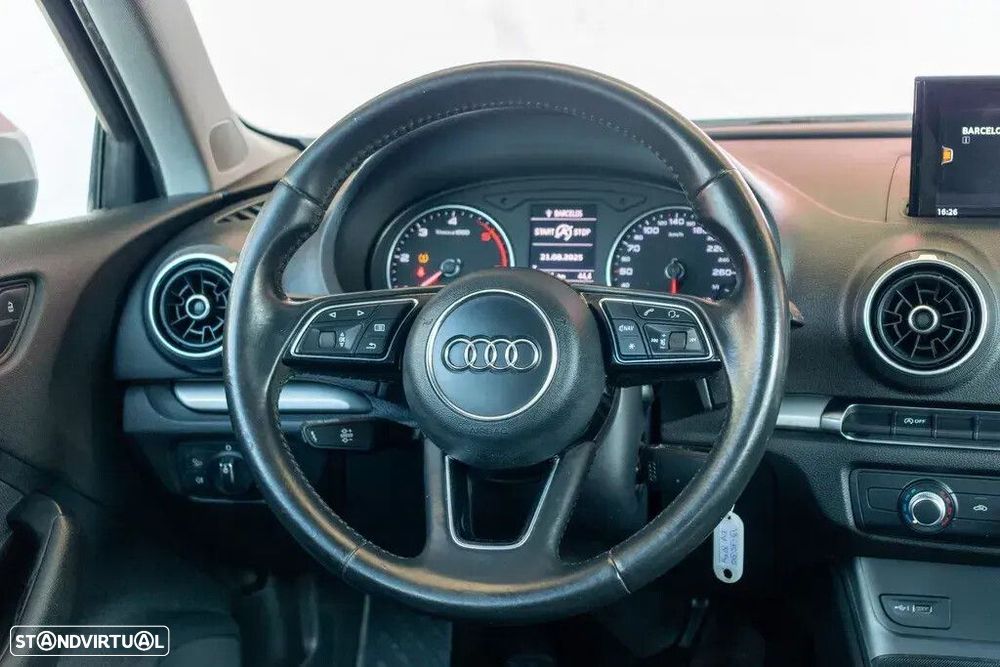 Audi A3 Sportback 1.6 TDI S-line - 12