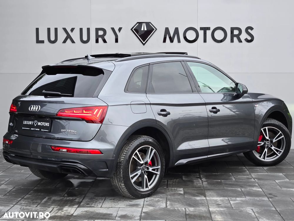 Audi Q5 55 TFSIe quattro S tronic S line - 4