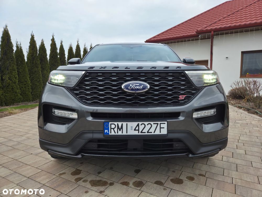 Ford Explorer - 5