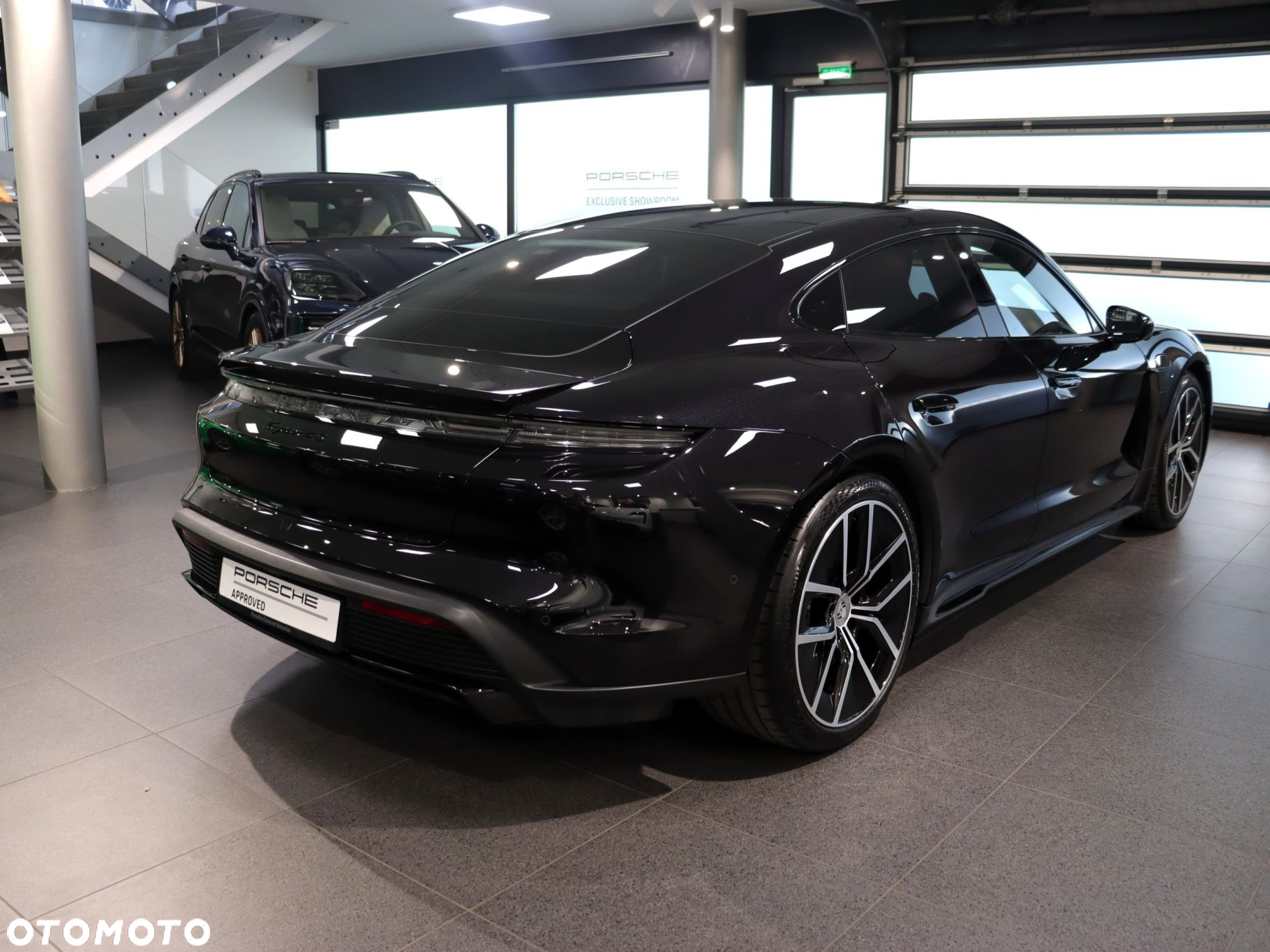 Porsche Taycan - 5