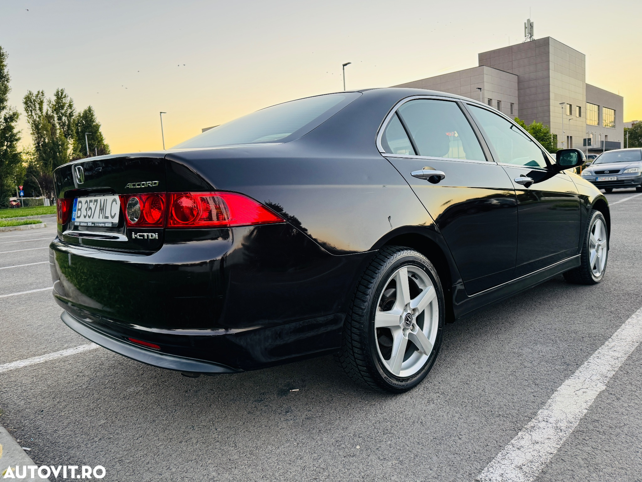 Honda Accord 2.2CDTi Tourer ES - 5