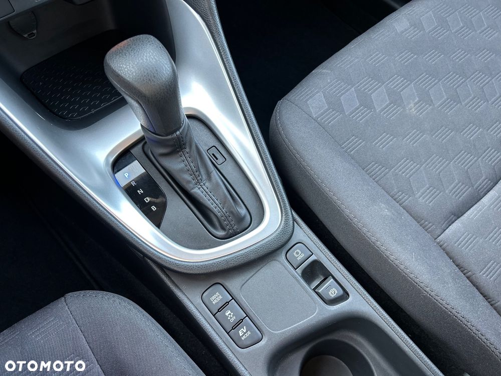 Toyota Yaris Hybrid 1.5 Active - 18