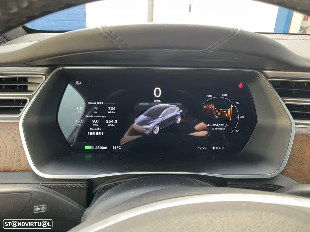 Tesla Model X 100D - 10
