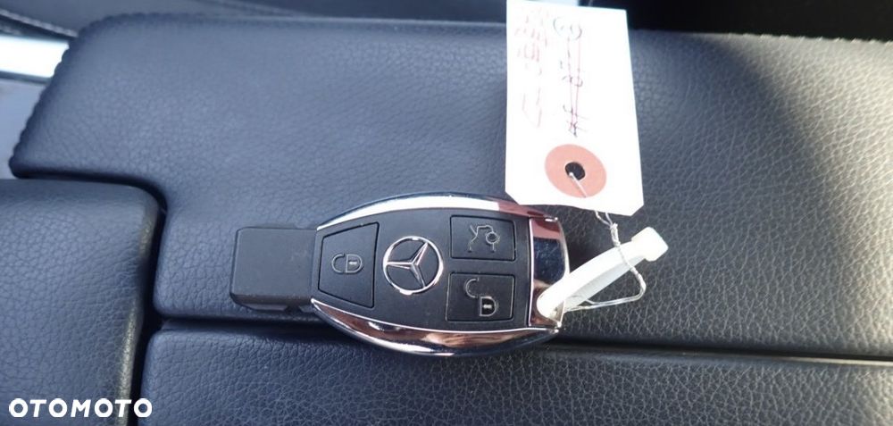 Mercedes-Benz Klasa E 300 4Matic 7G-TRONIC Avantgarde - 9